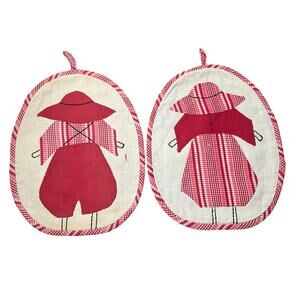 Vintage 2 Handmade Flour Sack Red Dutch Boy Girl Hot Pads Wall Decorations